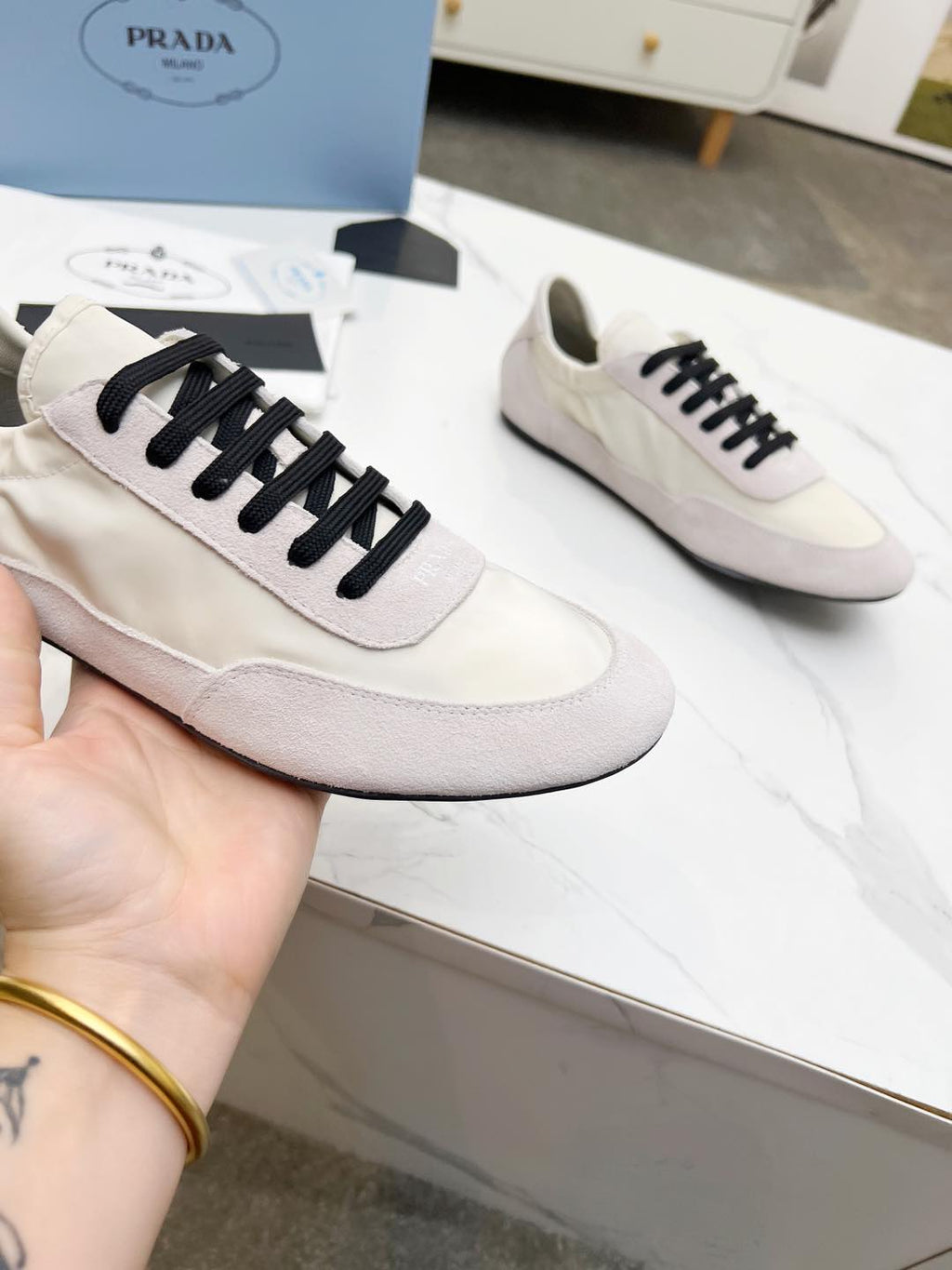 P-Sneakers
