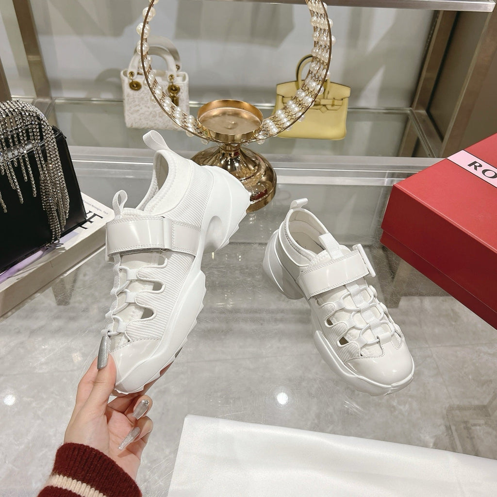 R-Sneakers