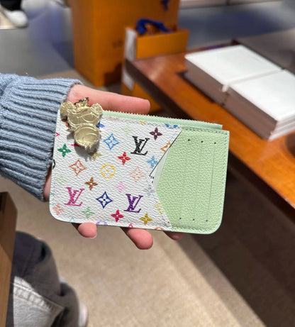 L--Dompet Pemegang Kartu yang Inspiratif: Elegan & Fungsional!