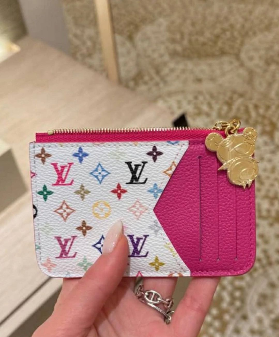 L--Dompet Pemegang Kartu yang Inspiratif: Elegan & Fungsional!