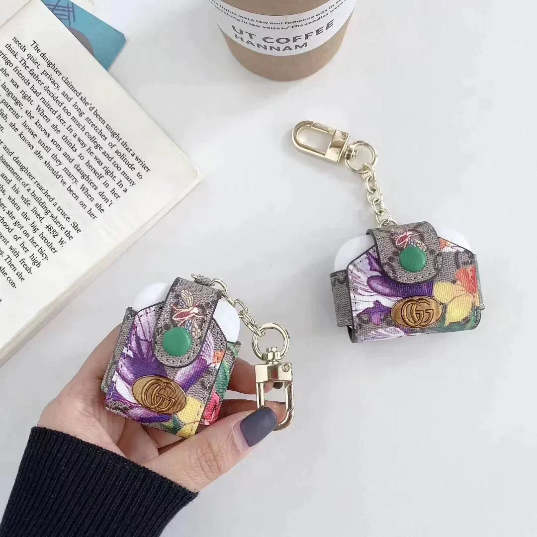 جرابات AirPods من GG